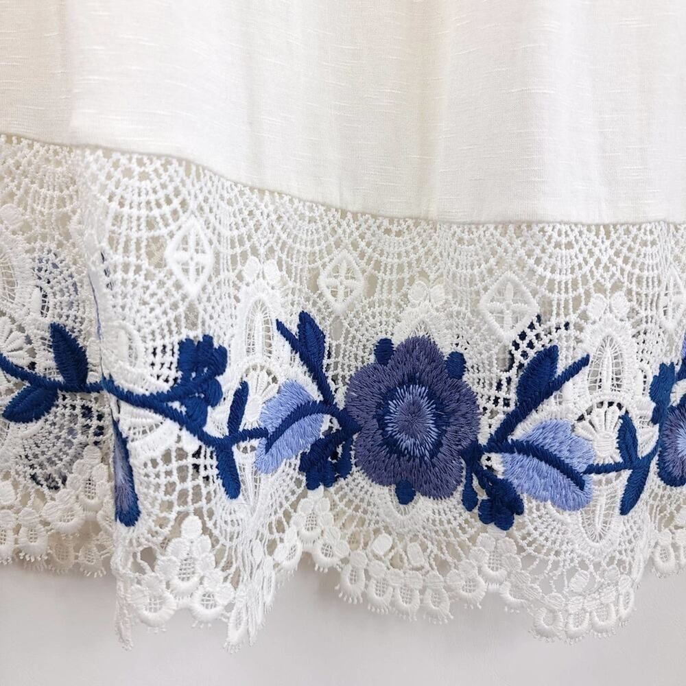 Adiva Off-Shoulder Lace Embroidered Floral Top - Picture 6 of 11
